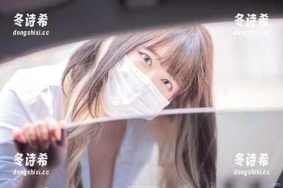 教室里的Aram(아람)：一场光与影的奇妙合集