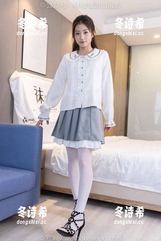 BoBoSocks袜啵啵-小甜豆 BoBoSocks袜啵啵 - 超长花絮版!小甜豆的裸足图集,让你心动不已,脚趾都跟着舞动!