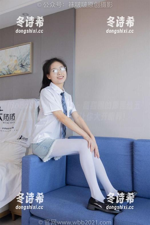 BoBoSocks袜啵啵 - 甜甜圈的厚黑丝五指袜最新照，资源让你大开眼界！