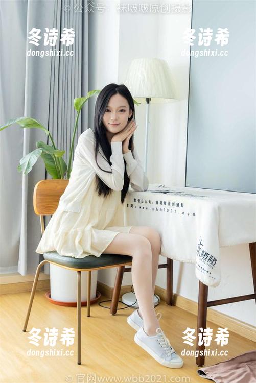 BoBoSocks袜啵啵-稚予 BoBoSocks袜啵啵 - 迷失在袜子里的稚予:走路掉袜子精选套图来了!
