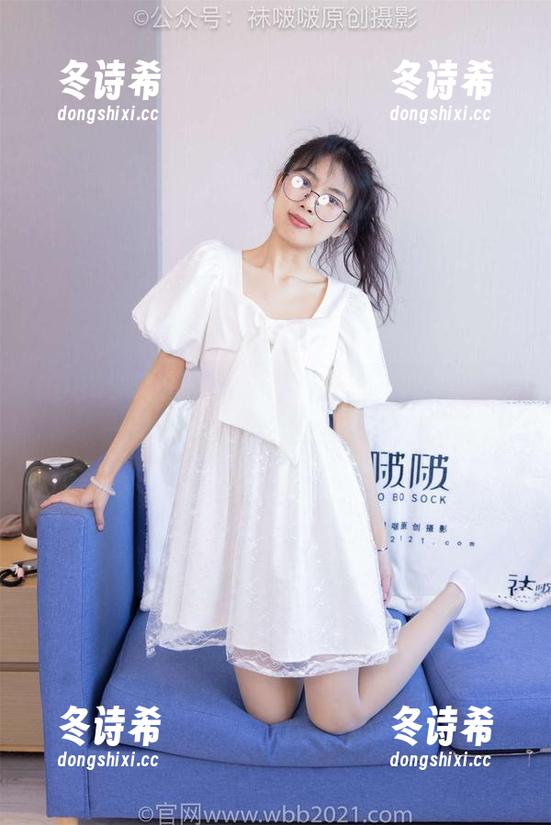 BoBoSocks袜啵啵-芝士 BoBoSocks袜啵啵 - 从芝士到黑棉袜:一场色彩的图片合集大冒险!