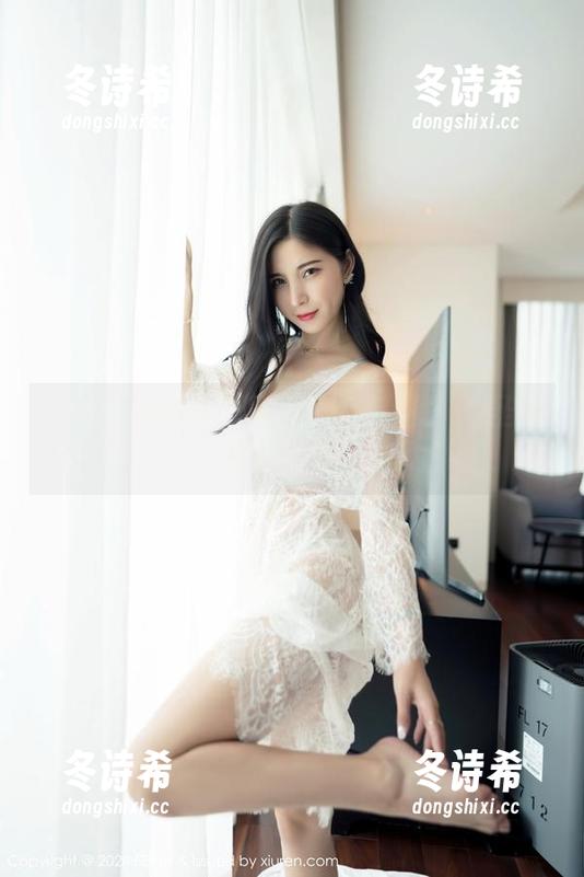 Feilin嗲囡囡 - 章芃芃少女套图：无圣光，直击心底的小秘密