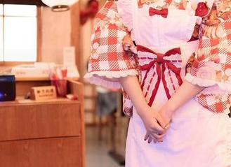 Feilin嗲囡囡 – 萌琪琪Irene日常：无圣光的暗影，美图中的脆弱与坚强
