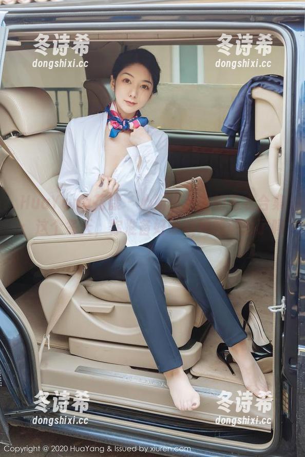 HuaYang花漾 - 心妍小公主的毛衣合集：这个冬天，你准备好吸收她的魅力了吗？