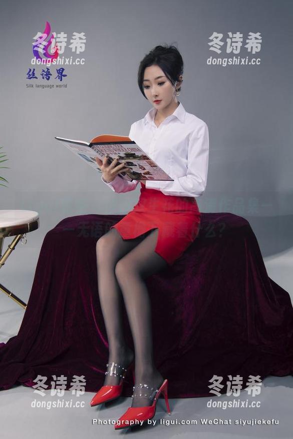 Ligui丽柜 - 汐汐双生花的高清作品集——无语的童檐下藏着什么？