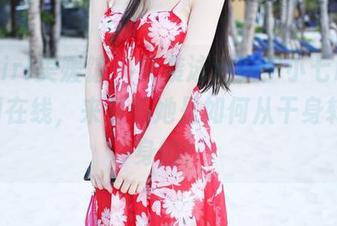 MyGirl美媛馆 – 突袭泳池!伊小七MoMo原图在线,来看看她是如何从干身转变湿身的!