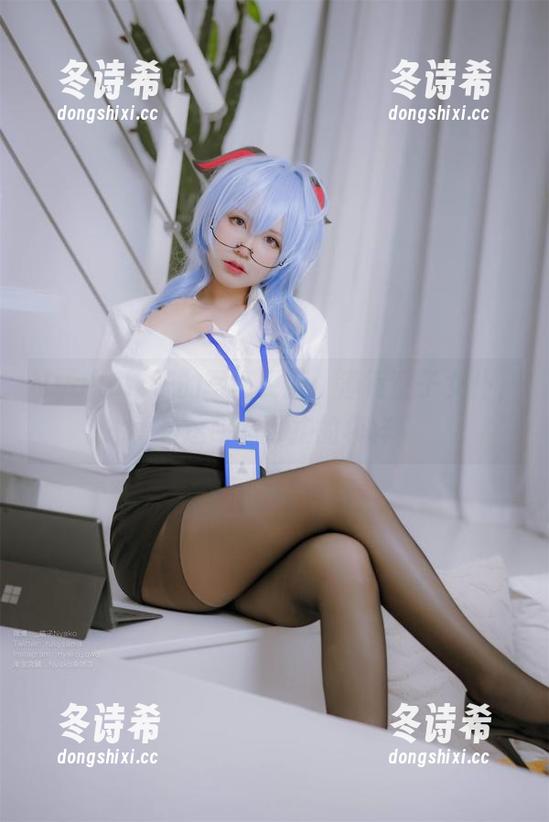 Nyako喵子 Nyako喵子的写真更新:酒吞童子女仆,看看这萌态可掬的模样!