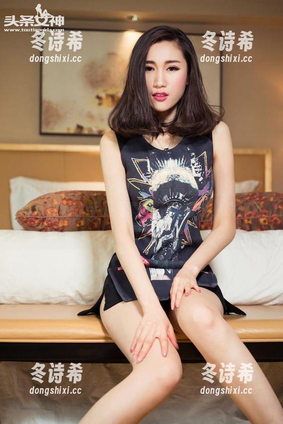TouTiao头条女神 - 想要高清视觉享受？索菲娅的水手服写真绝不能错过，快点下载！