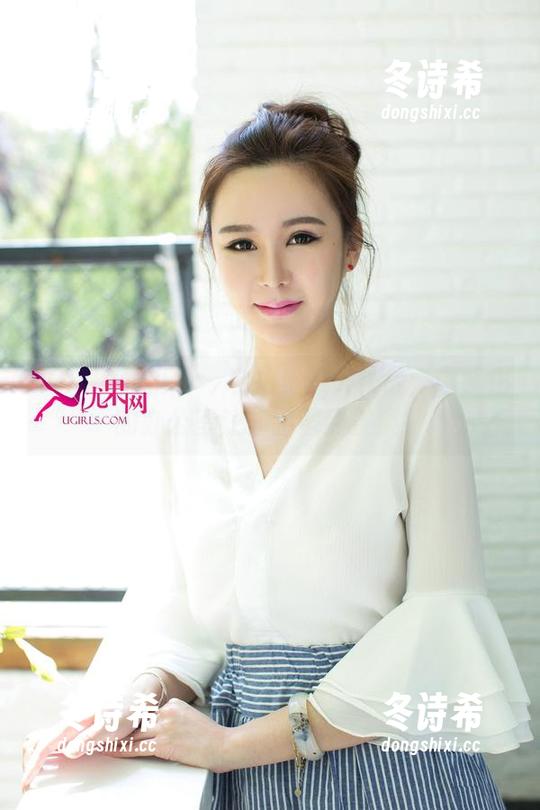 UGirls尤果网-谭晓彤 UGirls尤果网 - 私拍资源大作战:谭晓彤的办公室让你甜蜜到发疯!