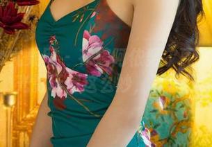 UGirls尤果网 – 花嫁阿依努尔瓦娅私拍原图,光影玩得这么妙,真是行家!