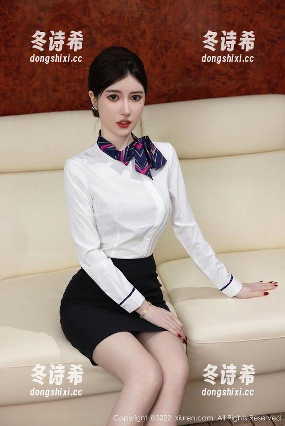 Xiuren秀人网 - 冷月yuer在户外的写真大冒险：谁说只能在室内？-套图，看她如何征服自然！