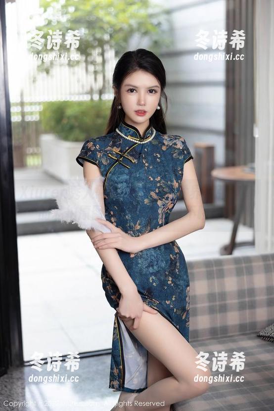 Xiuren秀人网-张庭蓉 Xiuren秀人网 - 探秘镂空世界:张庭蓉的私拍原图,真是让人目不暇接!