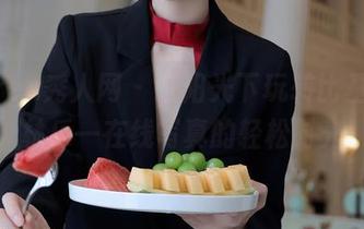Xiuren秀人网 – 在阳光下玩转比基尼,林乐一在线写真的轻松时光