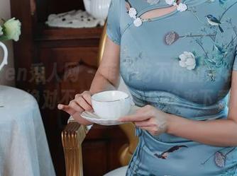 Xiuren秀人网 – 菲菲吃不胖的网袜写真集:绝对不只是好看!快来下载吧