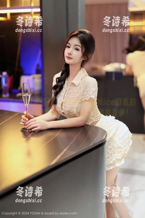 YouMi尤蜜荟 - 探秘张思允Nice的私拍灵魂，死库水图包带你遨游清爽夏季！