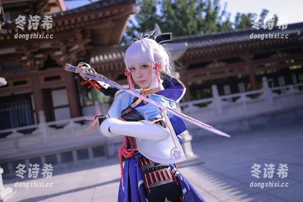 aqua水淼 校服诱惑:aqua水淼的高清写真集,青春的轻盈步伐
