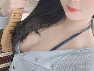 shimo霜月的礼服变奏曲：精选图片带你进入她的世界