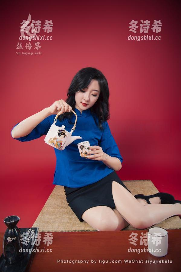 丽柜 - 短裙轻舞，Vicky的作品犹如晨曦中的微风