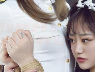 丽柜 – 开启你的想象力:语寒的丽柜典藏观看合集,简单又扣人心弦!