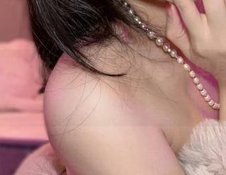 九言从不咕咕黑丝美图分享，单身狗的众生相…啧！