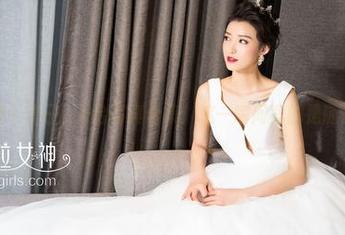 克拉女神 – 高子琁天台写真合集:这一瞬间真的是随便拍吗?