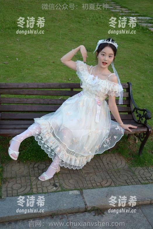 初夏女神 - 没事儿看看，环环镂空在线图片，心情必好！