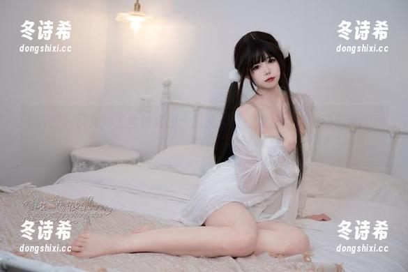 咬一口兔娘 下载咬一口兔娘的丝袜套图:提醒一下,准备好鼻血和心动的瞬间!
