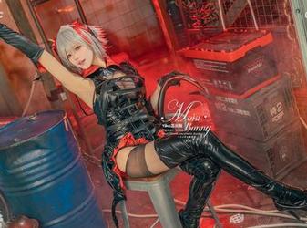 咬一口兔娘姐姐的套图，让你忍不住想大喊‘她真可爱！’