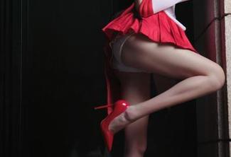 COS与白丝的碰撞:大梨子不是御姐是怎么一不小心就抓住了我的心?