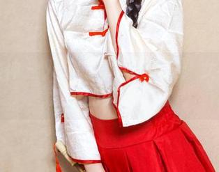头条女神 – 火儿的写真小宇宙：女神气息浓厚的美图时刻