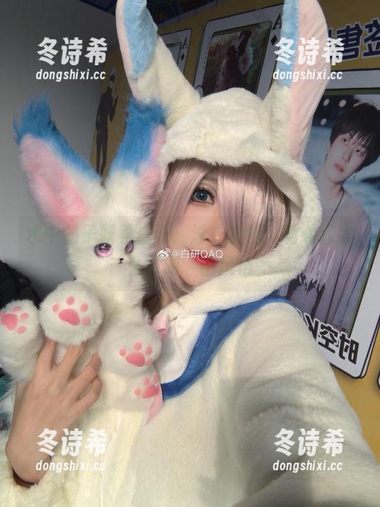 妖君白研 水中仙子妖君白研:泳衣套图,看看我怎么‘游’出风格