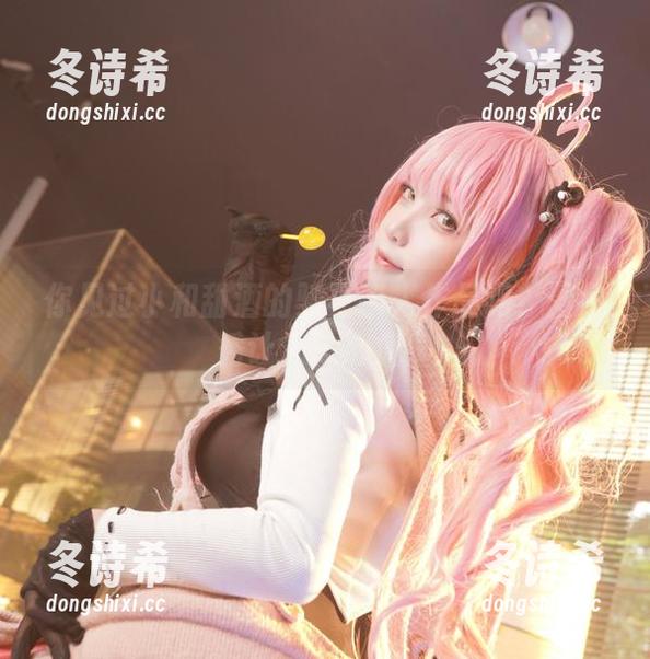小和甜酒 你见过小和甜酒的骑马猎人作品吗?图包秀让人失心疯!