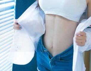 尤果网 – 比基尼与倪叶腾:高清写真背后隐藏的哲学,你看懂了吗?