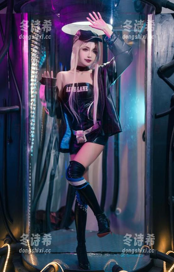 希希_啾 与希希_啾共舞:白裙下的cos大冒险合集!