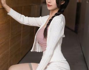 看抖娘利世的厨娘,精选cos绝对会让你眼前一亮,哎呀!