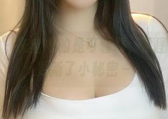 微密圈 – 灰丝中的是可馨耶,原图曝光!更新了小秘密~