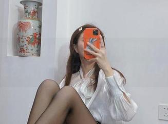 微密圈 – 杨大乐乐很靠谱眼镜的魅力:在线合集,眼神交流没那么简单!