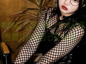 柒柒要乖哦的写真图库：少女记实录，这些照片比我自己还会撩。