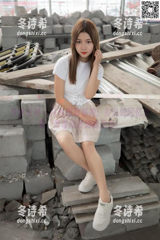 梦丝女神-乔儿 梦丝女神 - 从校服到私拍:乔儿的回忆合集,青春就该如此张扬!