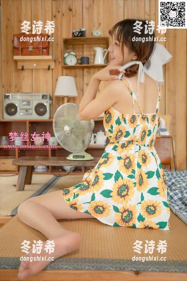 梦丝女神-诗琪 梦丝女神 - 诗琪的晨光——刚起床的仙女,原图太诚实,图包却带着一点儿撒娇!