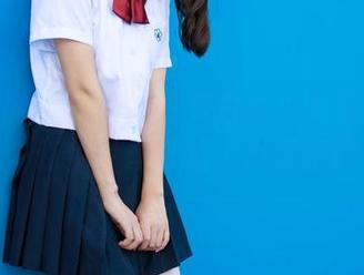 森萝财团 – 吸吸的绝美白丝少女百褶裙套图更新,仿佛轻风拂过,心里咯噔一下。