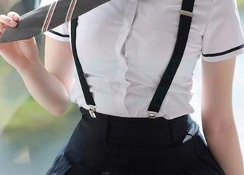 模范学院 – 谁说奶牛只能在农场?黄乐然的写真集带你‘乳’游四方,下载吧!