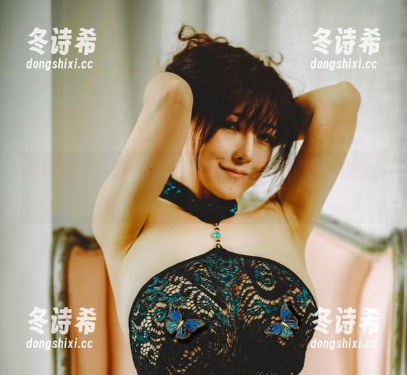 樱晚gigi 私房写真:樱晚gigi轻.听里那些不为人知的小秘密