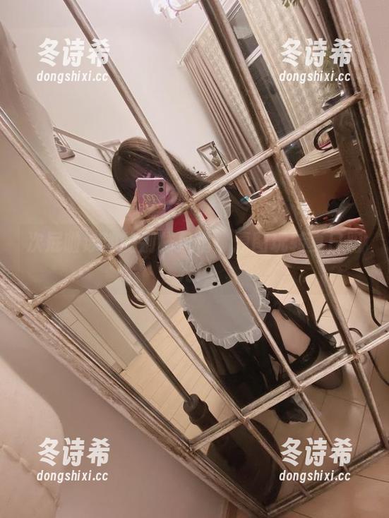 次屁啦 次屁啦泳池的别样风情:原图玩转夏日阳光!
