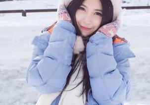 爱蜜社 – 小九月私拍合集:踏遍心里的裸足梦