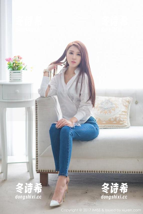 爱蜜社-张思允 爱蜜社 - 穿上护士服的张思允,写真集里是魅力与治愈,原图太治愈了!