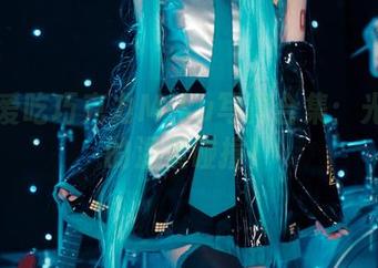白莉爱吃巧克力Miku写真合集：光与影的温柔碰撞！