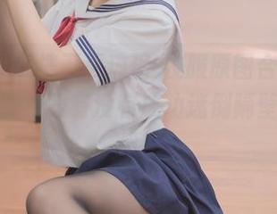 白金Saki携五更琉璃-校服原图合集,来看看这身校服有没有成功迷倒隔壁班的男神!