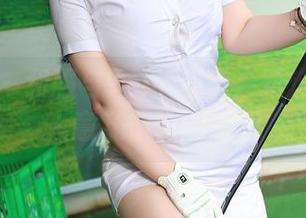 秀人网 – 和服与Yomi悠蜜:精选那些让人意乱情迷的瞬间