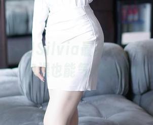 秀人网 – 易阳Silvia最新浴缸写真的灵感，泡澡也能气质爆棚？